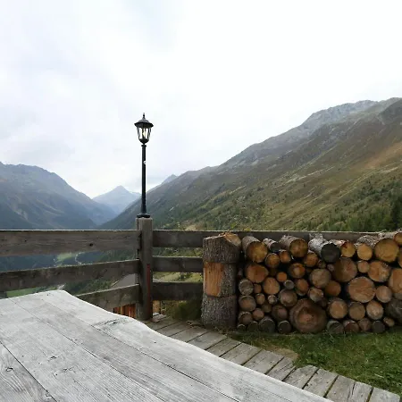 Διαμέρισμα Holiday Home Siggi'S Almhuette, Soelden