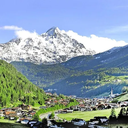 Апартаменты Holiday Home Siggi'S Almhuette, Soelden