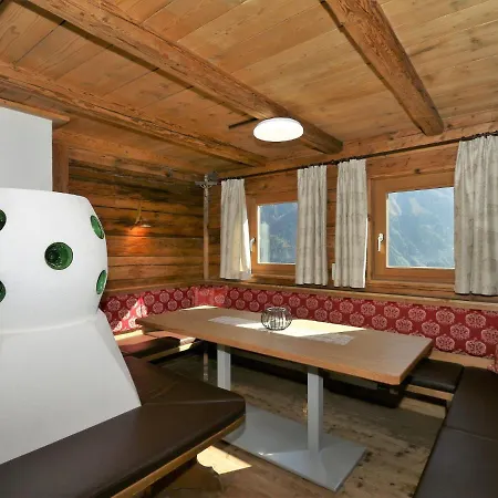 Апартаменты Holiday Home Siggi'S Almhuette, Soelden